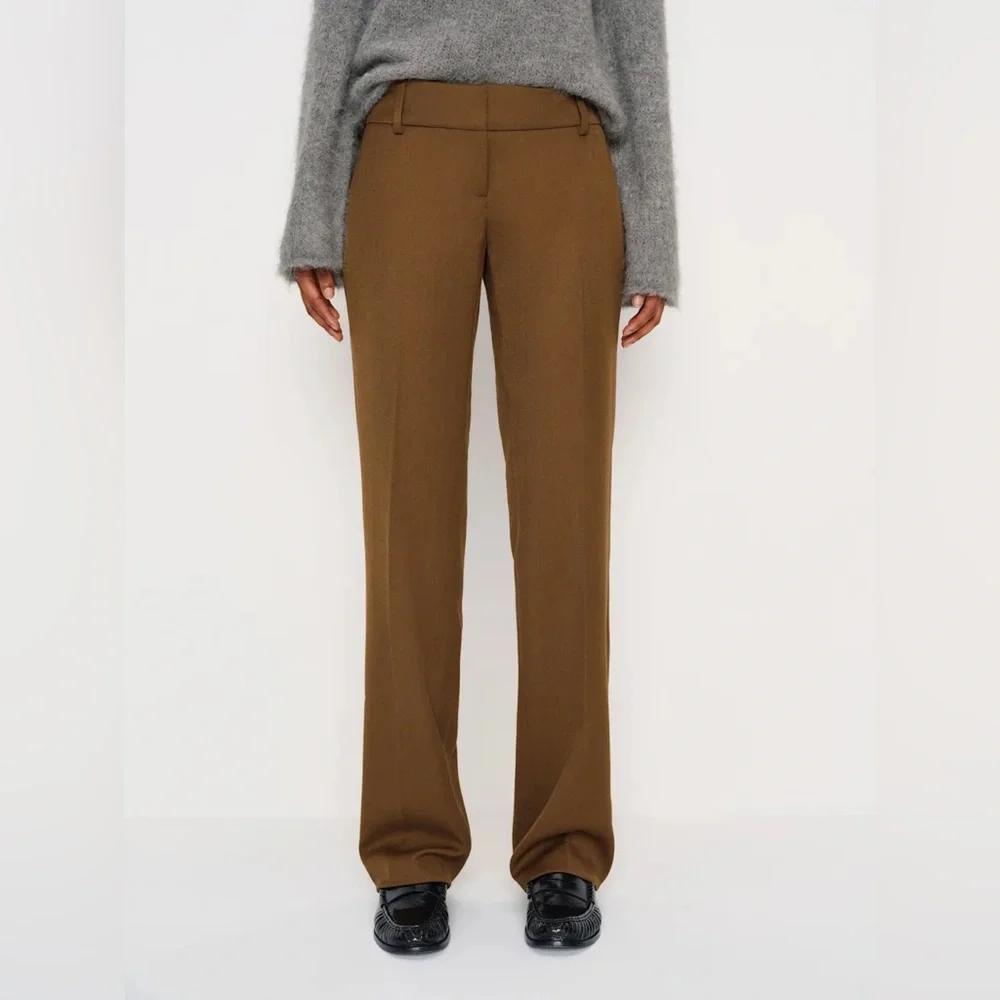 Reformation Claire Ultra Low Rise Pant - Picture 4 of 6